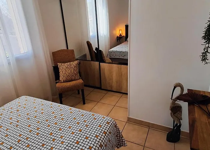 Riboleys - Avec Clim Et Piscine Privee *